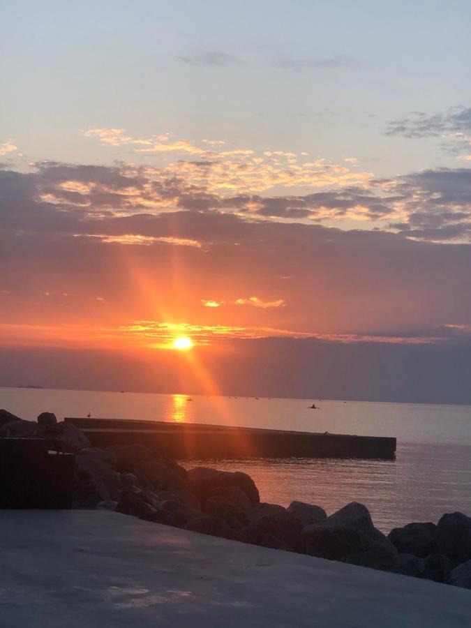 Maristella Marine Residense Hotel Apartment Odessa Exterior foto